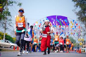 BIB: 41122
                            <button type="button" onclick="openModal(10037132)" class="btn btn-primary btn-sm float-right btn-popup" data-toggle="modal" data-target=".modal-high-quality">
                        <i class="fas fa-shopping-cart"></i> Add to Cart
                    </button>
                                            <button type="button" onclick="isThisMe(10037132, true)" class="btn btn-success btn-sm float-right btn-popup btn-isme hidden" data-toggle="tooltip" data-placement="bottom" title="นี่คือรูปของคุณใช่ไหม คลิกที่นี่เพื่อเอาเข้าอัลบั้ม">
                        <i class="fas fa-plus"></i> Add to album
                    </button>
                    <button type="button" onclick="isThisMe(10037132, false)" class="btn btn-warning btn-sm float-right btn-popup btn-isnotme hidden">
                        <i class="fas fa-ban"></i> Remove from album
                    </button>